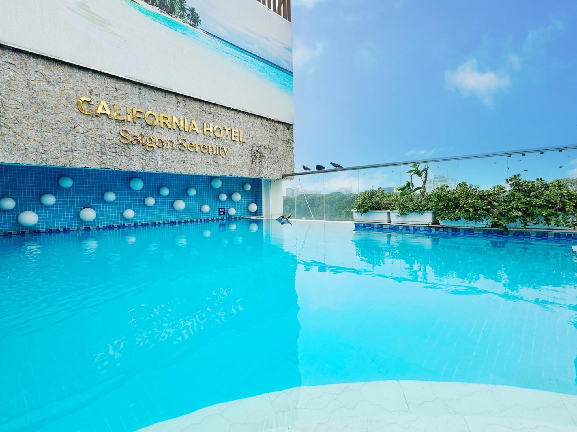 California Saigon Hotel & Rooftop Pool Ho Chi Minh-byen Eksteriør bilde